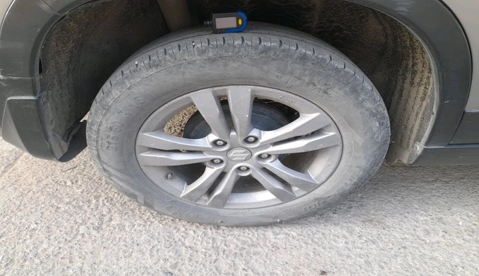 2017 Maruti Vitara Brezza ZDI PLUS, Diesel, Manual, 1,44,584 km, tyre