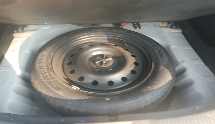 2023 Maruti Grand Vitara ZETA SMART HYBRID, Petrol, Manual, 55,907 km, tyre