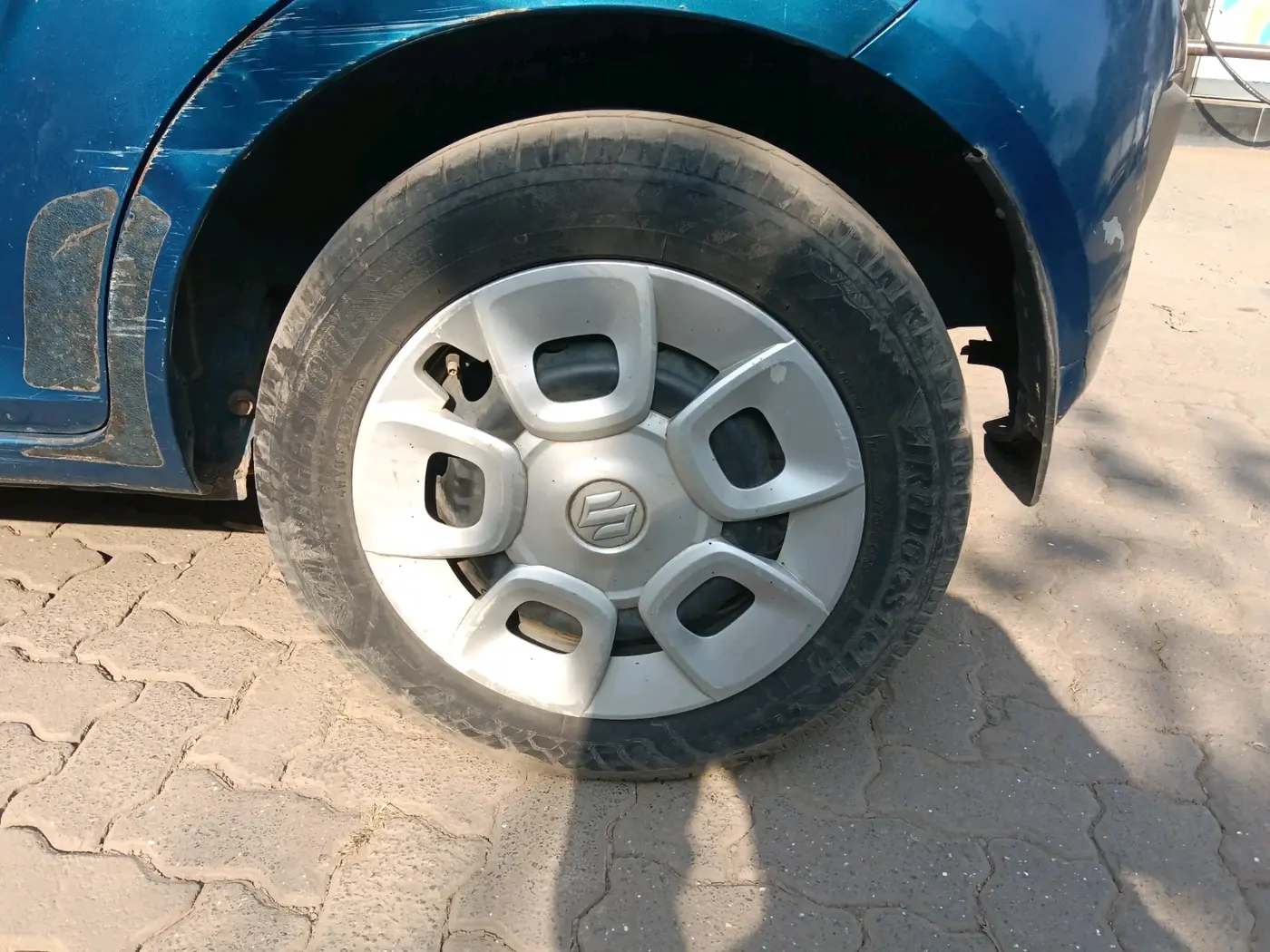 2017 Maruti IGNIS DELTA 1.2 AMT, CNG, Automatic, 88,305 km, tyre
