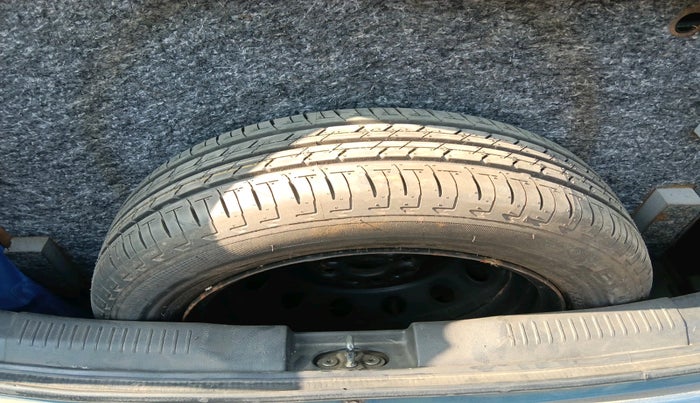 2017 Maruti IGNIS DELTA 1.2 AMT, Petrol, Automatic, 88,305 km, tyre