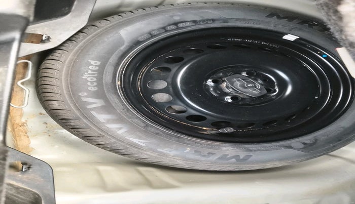 2021 Maruti Baleno DELTA PETROL 1.2, Petrol, Manual, 33,722 km, tyre