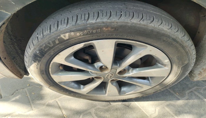 2015 Hyundai Elite i20 ASTA 1.4 CRDI, Diesel, Manual, 2,68,000 km, tyre