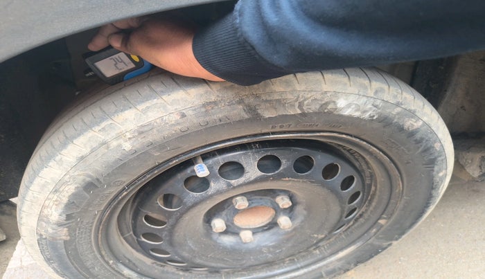 2024 Tata NEXON Smart Plus S 1.2 iCNG, Petrol, Manual, 39,056 km, tyre