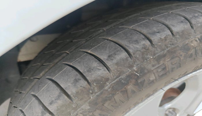 2017 Ford Figo Aspire TITANIUM1.5 DIESEL, Diesel, Manual, 1,54,657 km, tyre