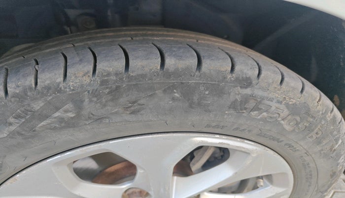 2017 Ford Figo Aspire TITANIUM1.5 DIESEL, Diesel, Manual, 1,54,657 km, tyre