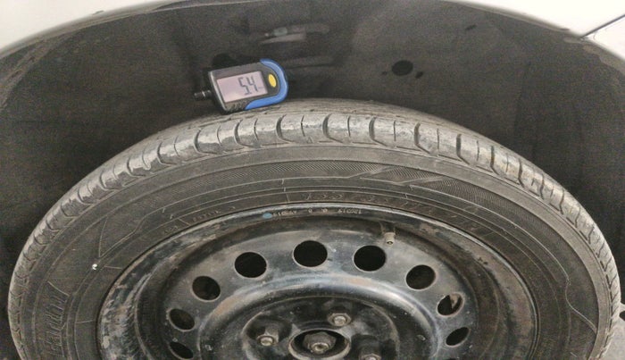 2013 Maruti Wagon R 1.0 VXI, Petrol, Manual, 1,00,816 km, tyre