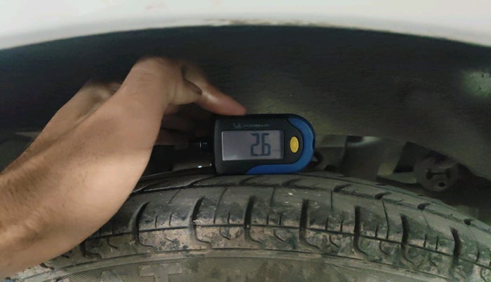 2017 Maruti Alto 800 LXI, Petrol, Manual, 72,080 km, tyre