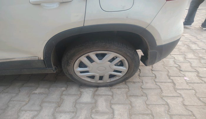 2017 Maruti Vitara Brezza VDI, Diesel, Manual, 78,494 km, tyre