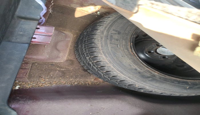 2017 Honda City 1.5L I-VTEC V MT, Petrol, Manual, 62,645 km, tyre