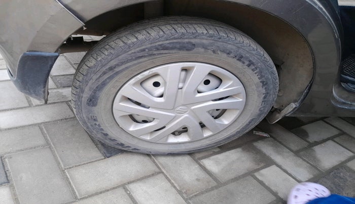 2021 Maruti New Wagon-R LXI CNG 1.0, Petrol, Manual, 1,06,849 km, tyre