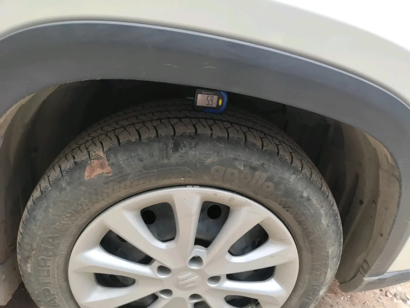 2023 Maruti Grand Vitara DELTA SMART HYBRID, Petrol, Manual, 15,973 km, tyre