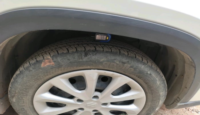 2023 Maruti Grand Vitara DELTA SMART HYBRID, Petrol, Manual, 15,973 km, tyre