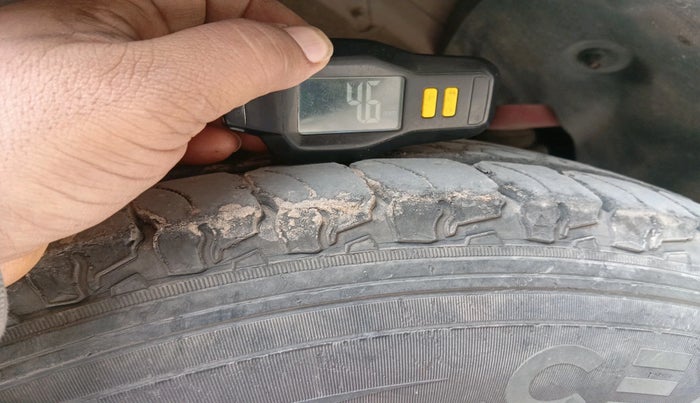 2017 Mahindra TUV300 T8, Diesel, Manual, 59,259 km, tyre