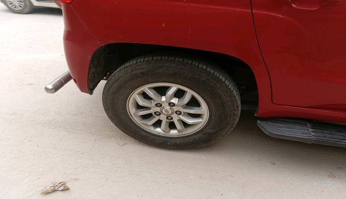 2017 Mahindra TUV300 T8, Diesel, Manual, 59,259 km, tyre