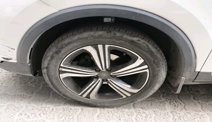 2022 MG ASTOR SHARP EX 1.5 MT, Petrol, Manual, 42,792 km, tyre