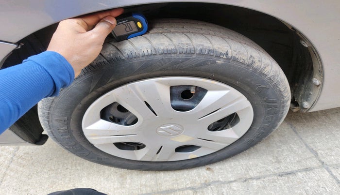 2012 Maruti Wagon R 1.0 VXI, Petrol, Manual, 45,980 km, tyre