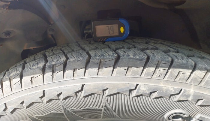 2017 Mahindra TUV300 T8 AMT, Diesel, Automatic, 24,397 km, tyre