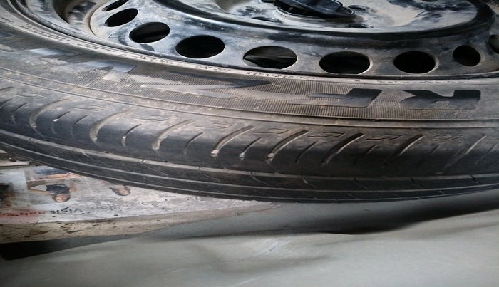 2021 Maruti Baleno DELTA PETROL 1.2, Petrol, Manual, 72,215 km, tyre