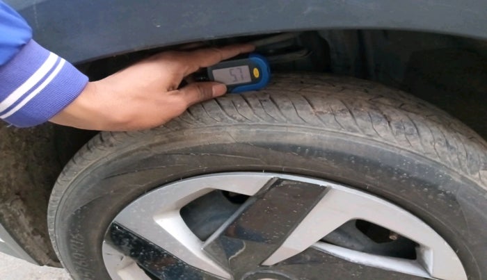 2021 Nissan MAGNITE XL, Petrol, Manual, 31,859 km, tyre