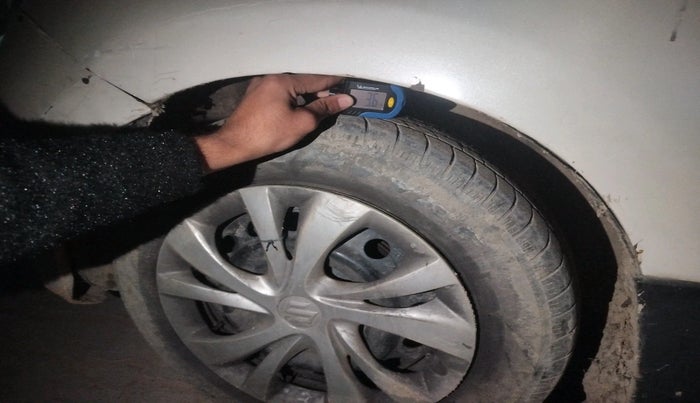 2015 Maruti Celerio VDI, Diesel, Manual, 81,379 km, tyre