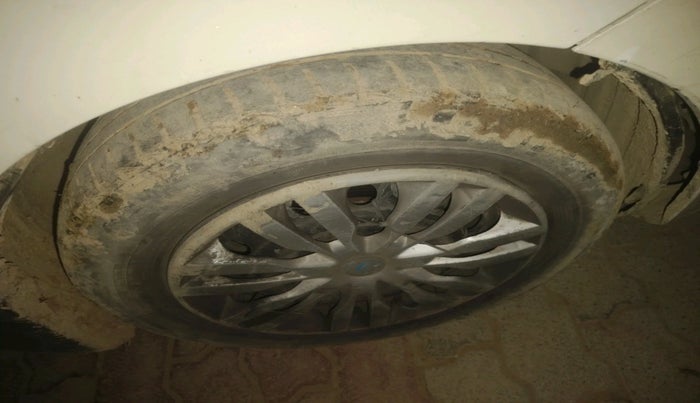 2015 Maruti Celerio VDI, Diesel, Manual, 81,379 km, tyre