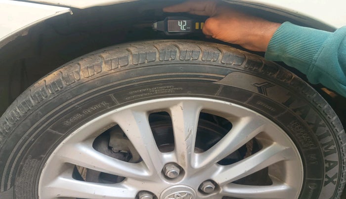 2012 Toyota Etios GD, Diesel, Manual, 1,26,833 km, tyre