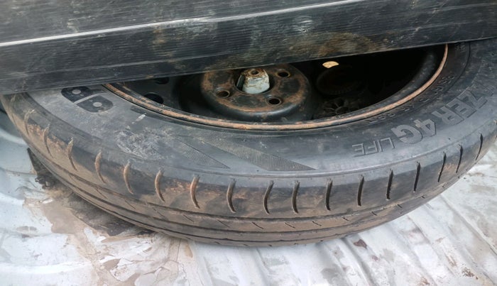 2012 Toyota Etios GD, Diesel, Manual, 1,26,833 km, tyre