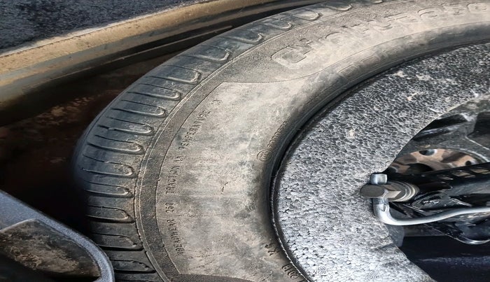 2013 Jaguar XF 2.2 DIESEL LUXURY, Diesel, Automatic, 49,117 km, tyre