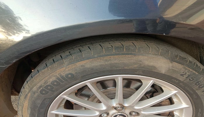 2013 Jaguar XF 2.2 DIESEL LUXURY, Diesel, Automatic, 49,117 km, tyre