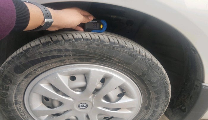 2020 Maruti New Wagon-R LXI CNG (O) 1.0, Petrol, Manual, 87,884 km, tyre