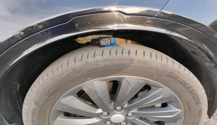 2021 Landrover DISCOVERY SPORT SE R-DYNAMIC 2.0 DIESEL, Diesel, Automatic, 79,387 km, tyre