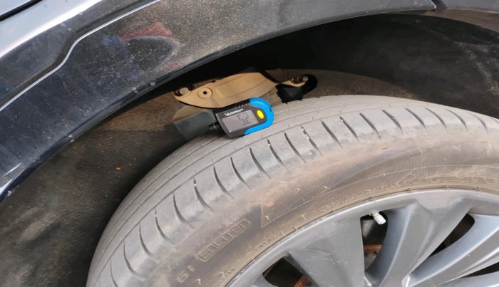 2021 Landrover DISCOVERY SPORT SE R-DYNAMIC 2.0 DIESEL, Diesel, Automatic, 79,387 km, tyre