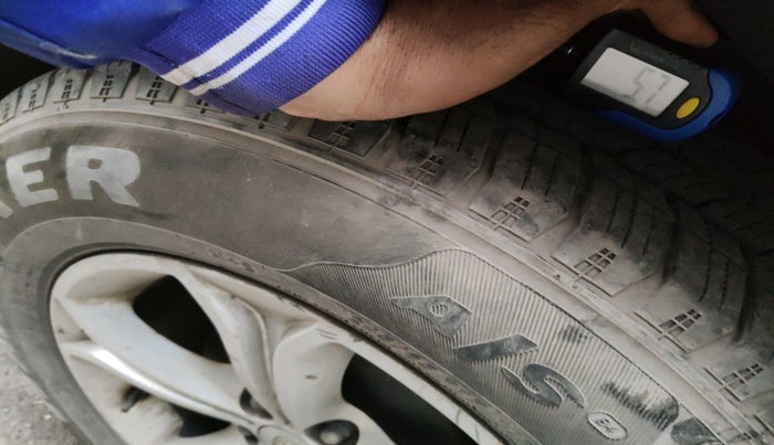 2019 Tata Harrier XZ 2.0L, Diesel, Manual, 82,195 km, tyre