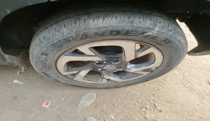 2021 Nissan MAGNITE XV TURBO, Petrol, Manual, 80,365 km, tyre