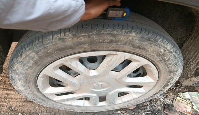 2018 Maruti Vitara Brezza VDI, Diesel, Manual, 1,25,216 km, tyre