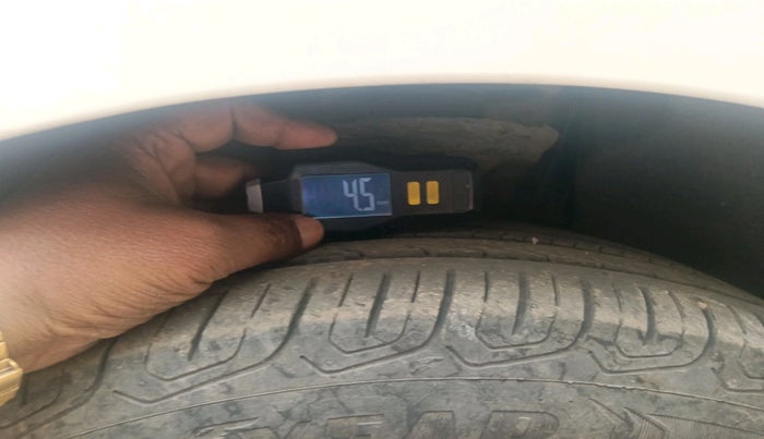 2022 Skoda SLAVIA STYLE 1.5L TSI DSG, Petrol, Automatic, 27,684 km, tyre