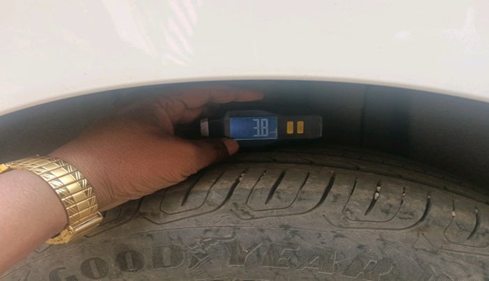 2022 Skoda SLAVIA STYLE 1.5L TSI DSG, Petrol, Automatic, 27,684 km, tyre