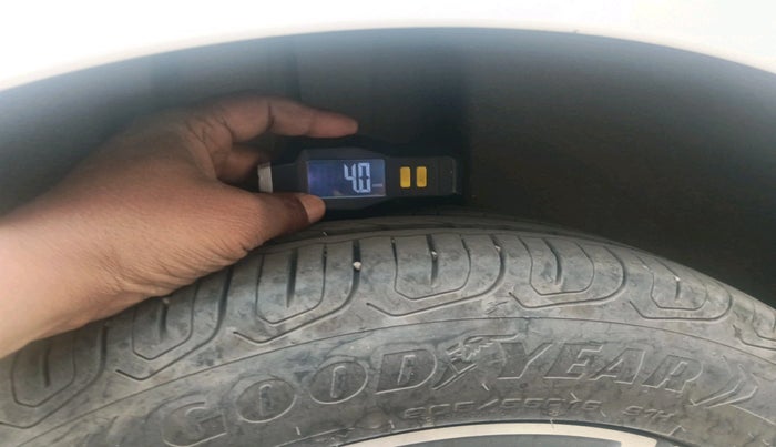 2022 Skoda SLAVIA STYLE 1.5L TSI DSG, Petrol, Automatic, 27,684 km, tyre