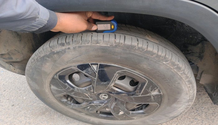 2023 Tata PUNCH PURE MT, Petrol, Manual, 22,677 km, tyre