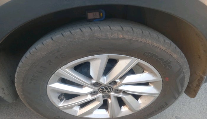 2022 Volkswagen TAIGUN HIGHLINE 1.0 TSI MT, Petrol, Manual, 1,85,866 km, tyre