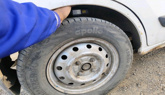 2011 Maruti Wagon R 1.0 LXI, Petrol, Manual, 1,59,417 km, tyre