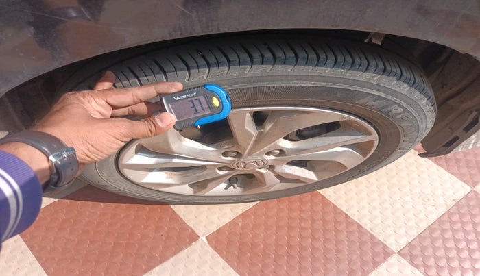 2018 Honda Amaze 1.5L I-DTEC V, Diesel, Manual, 94,029 km, tyre