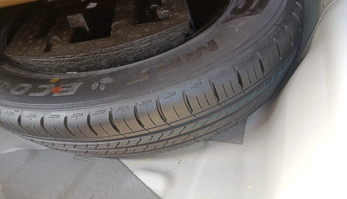 2023 Volkswagen VIRTUS Topline 1.0 TSI MT (Electric Seats), Petrol, Manual, 33,221 km, tyre