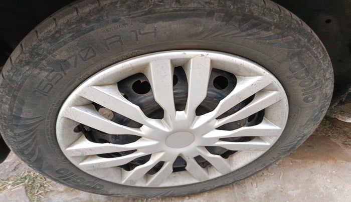 2013 Honda Amaze 1.2L I-VTEC S, Petrol, Manual, 96,371 km, tyre