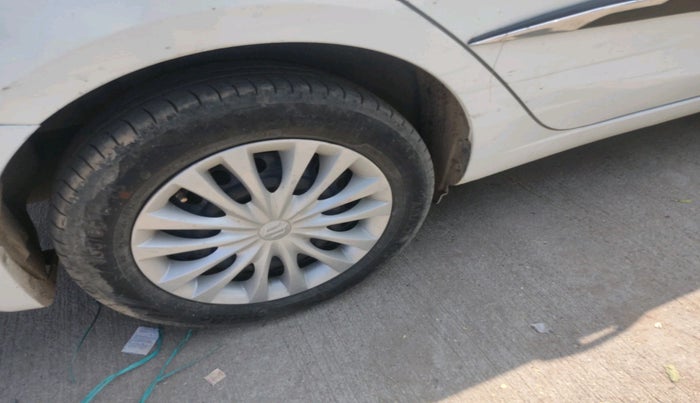 2017 Maruti Ciaz DELTA DIESEL 1.3, Diesel, Manual, 74,085 km, tyre