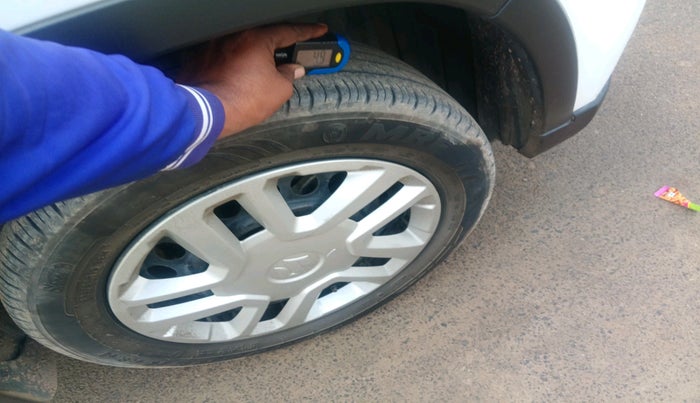 2020 Maruti Vitara Brezza VXI, Petrol, Manual, 89,325 km, tyre