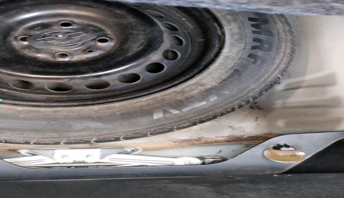 2017 Maruti Baleno DELTA PETROL 1.2, Petrol, Manual, 75,789 km, tyre