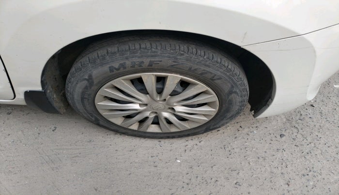 2017 Maruti Baleno DELTA PETROL 1.2, Petrol, Manual, 75,789 km, tyre