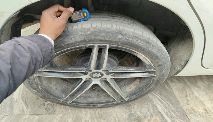 2020 Maruti Swift VXI AMT, Petrol, Automatic, 47,028 km, tyre