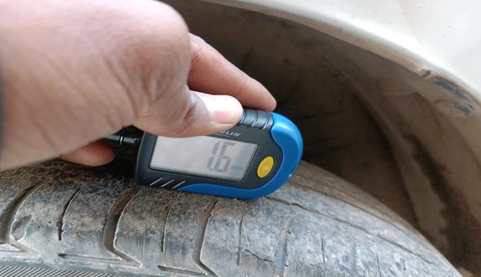 2015 Maruti Celerio VXI, Petrol, Manual, 1,12,429 km, tyre